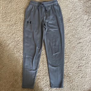 Small Under Armour fitted pants